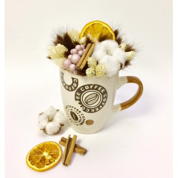 Композиция из сухоцветов